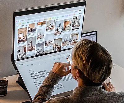 mobile-pixels-24-stacked-monitors_